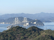 勴